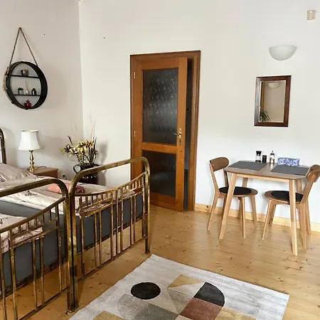 Apartment Deluxe Prague Exterior photo