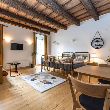Apartment Deluxe Prague Exterior photo