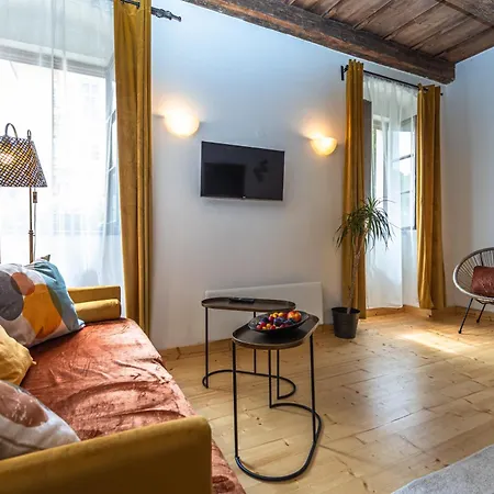 Apartment Deluxe Prague Exterior photo